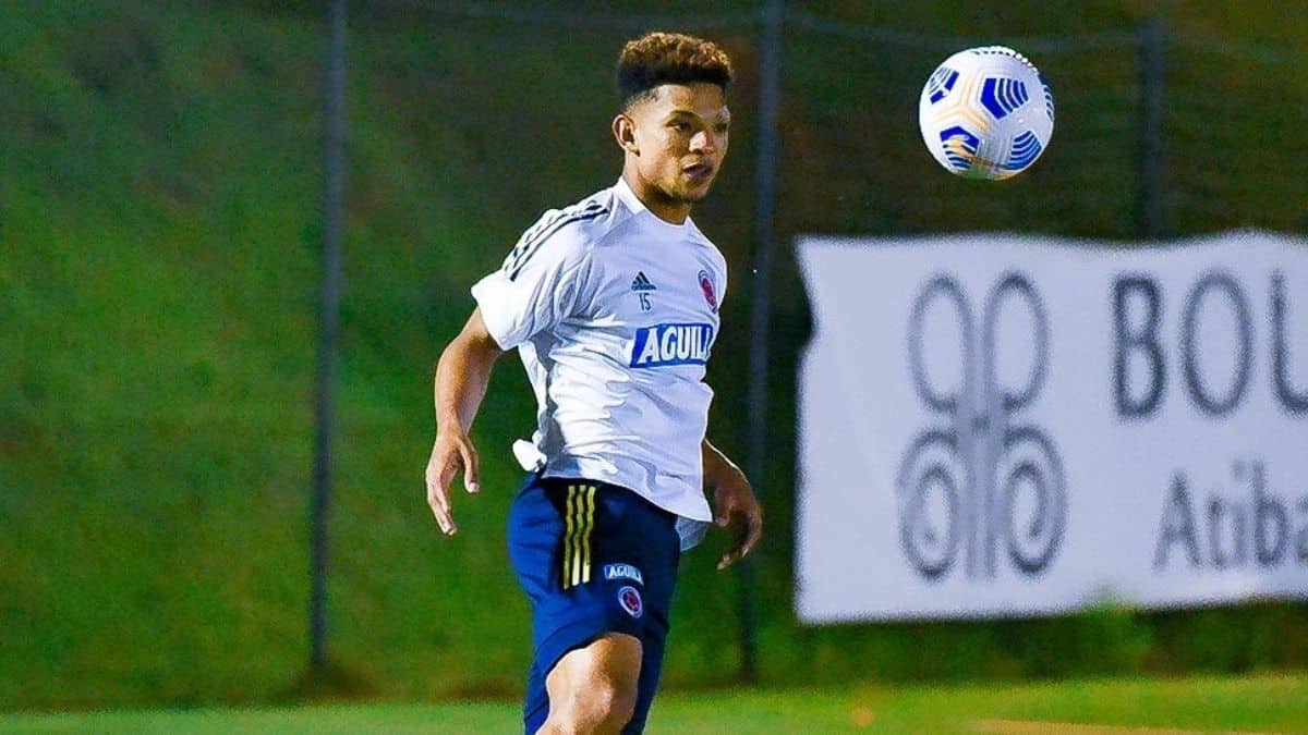 Talleres de le pone precio a Diego Valoyes