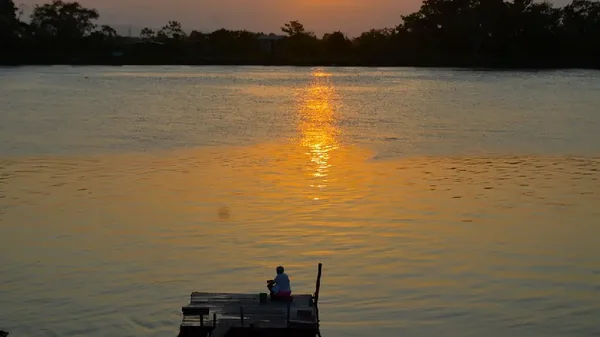 Estado colombiano enfrenta millonaria demanda por contaminación al río Atrato