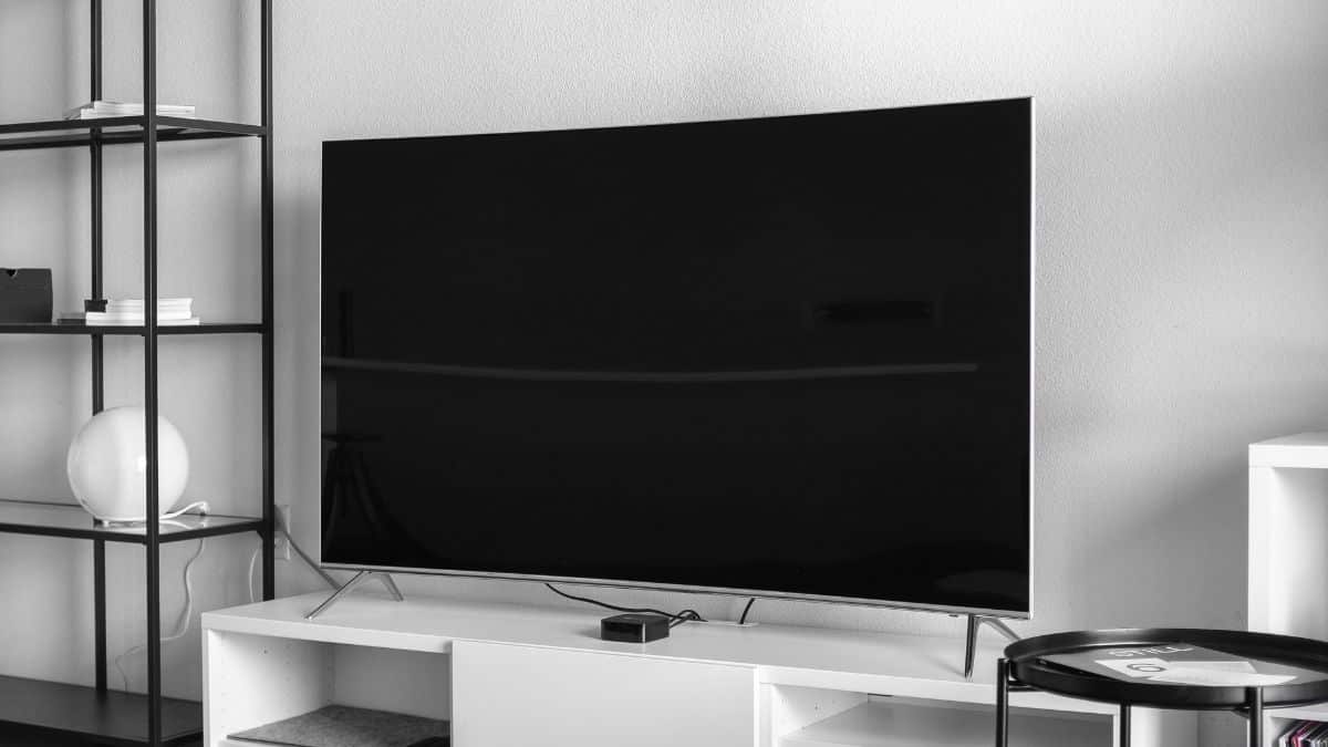 ¿Cuál es la diferencia entre un televisor LED, QLED y OLED?