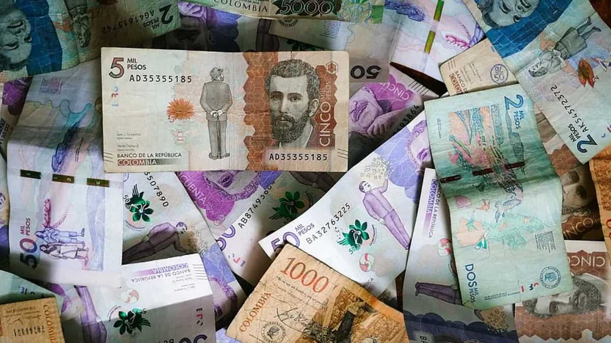 Dinero en efectivo en Colombia