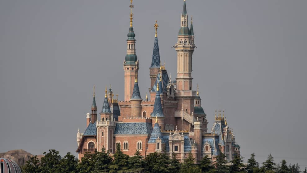 Disney cerrará parques de diversiones en Estados Unidos por coronavirus