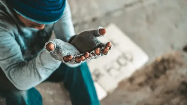 Peligro en África: droga mezclada aparentemente con huesos humanos está causando estragos