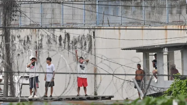 ¿Quién es ‘Fito’, el peligroso criminal que tiene en alta tensión a Ecuador?