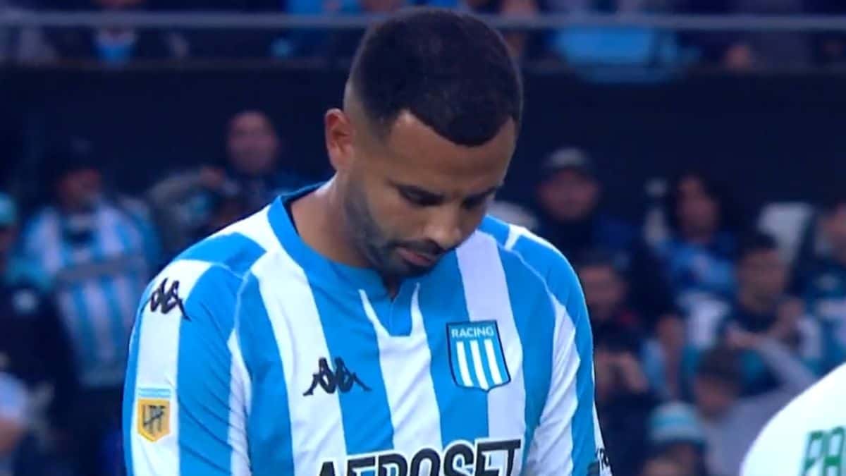 Edwin Cardona no pasa por un buen momento | Foto: Captura Edwin Cardona se fue silbado por la hinchada de Rancing