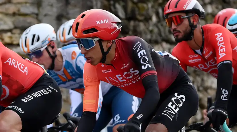 Egan Bernal no deja de sorprender en Ineos por su nivel