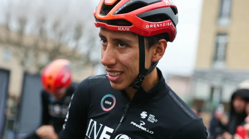 Egan Bernal da golpe contundente: impresionante ascenso en el ranking UCI