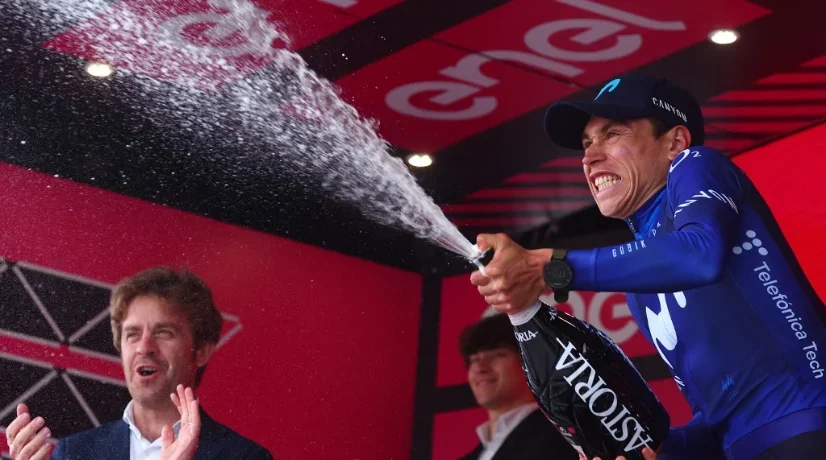 Einer Rubio celebrando en el Giro de Italia