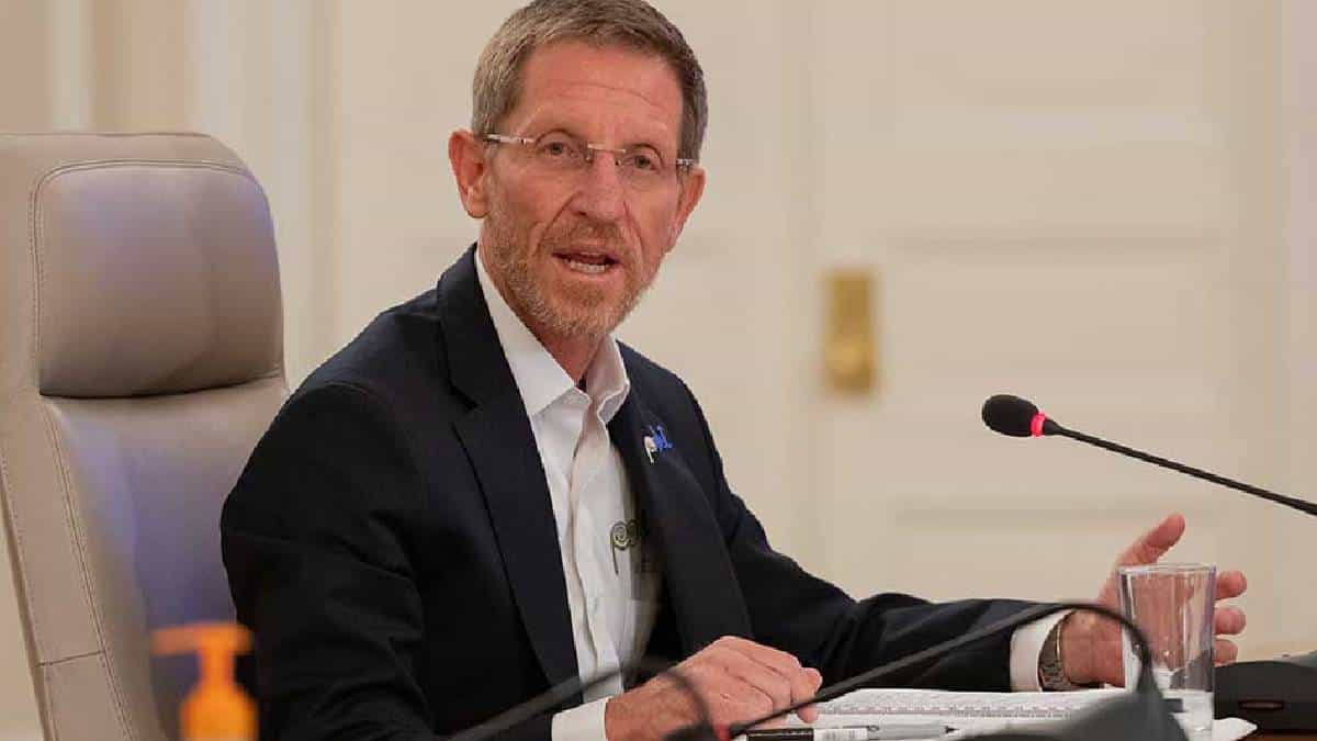 Emilio Archila indicó que Gobierno apoya reinserción de excombatientes