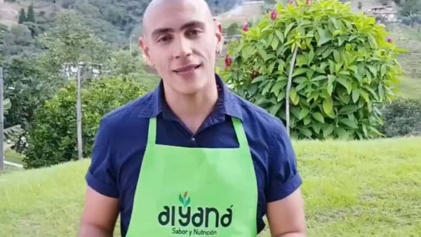 La historia de un emprendedor que pasó de la obesidad y anorexia a producir comida orgánica