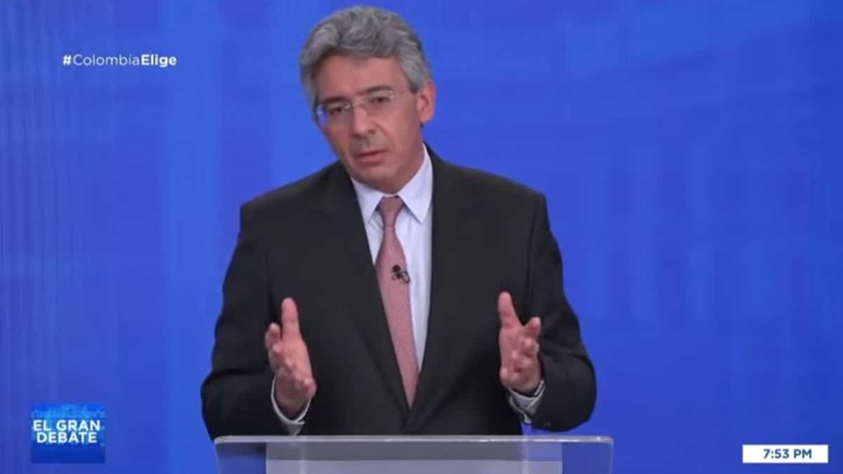 Enrique Gómez, el Gran Debate de RCN: viral en las redes sociales