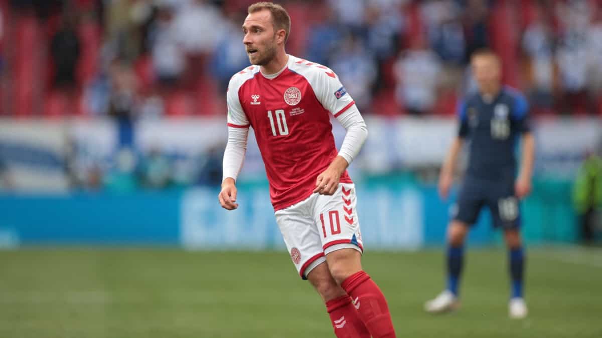 Regreso de Christian Eriksen a la selección danesa se aplaza por el covid