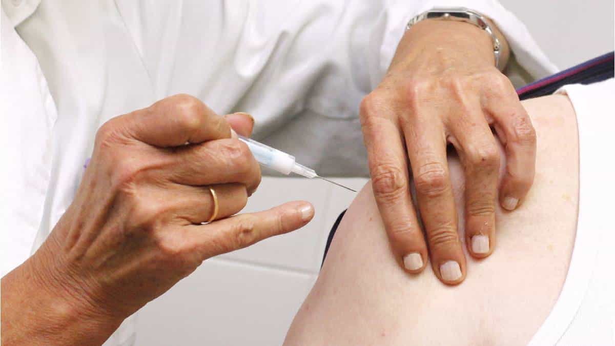 España recibirá vacunas contra el covid-19 a partir de los primeros días de enero