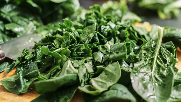 Día Mundial de la Espinaca: las razones para incluir este superalimento en la dieta diaria