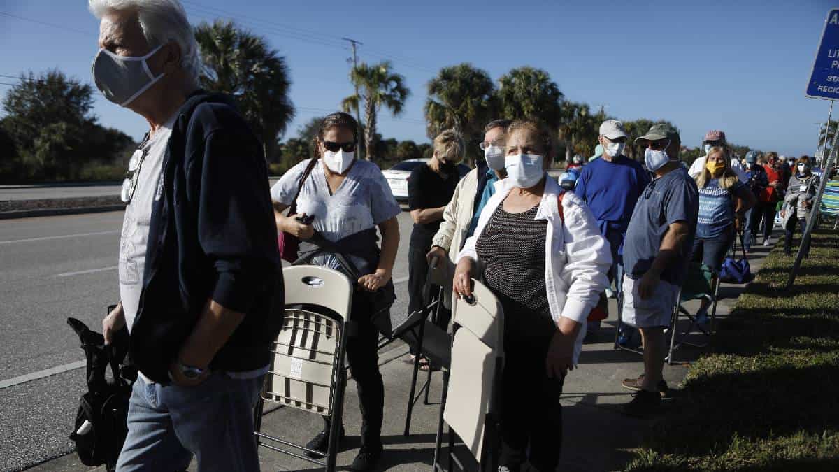 Cientos de cubanos bloquearon puente entre México y EE.UU. solicitando un asilo