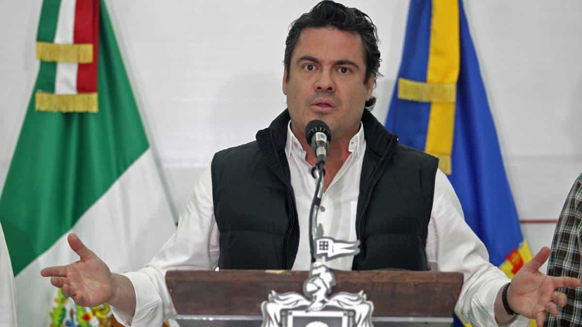 Exgobernador de Jalisco fue asesinado en el baño de un restaurante