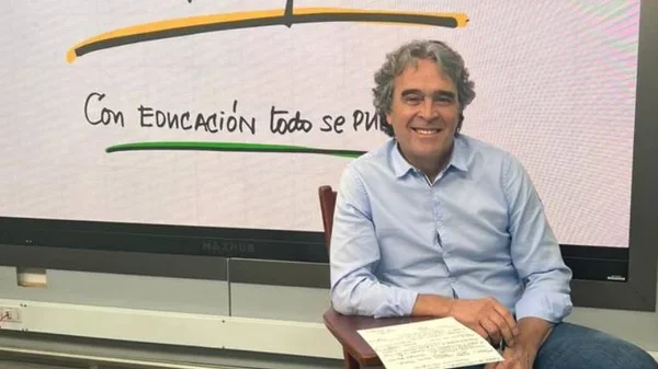 Sergio Fajardo deberá responder a la Procuraduría por contratación en túnel del Toyo mientras fue gobernador