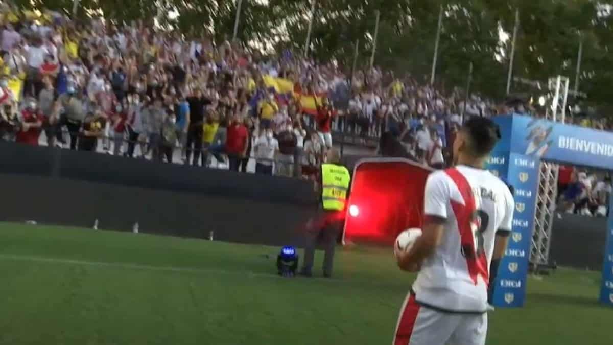 Hinchas de Millonarios con Falcao