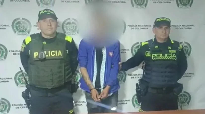 El sujeto de 22 años, de nacionalidad venezolana, habría cometido el feminicidio de su novia en Perú