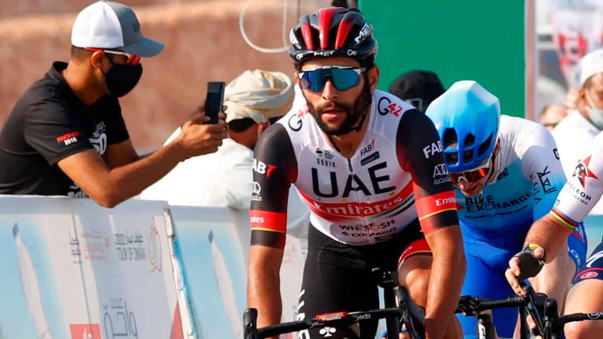 Fernando Gaviria caída Het Nieuwsblad