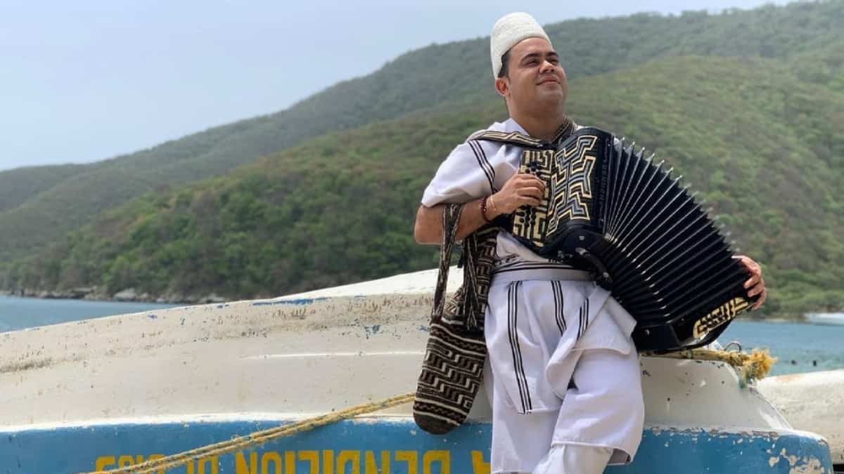 El nuevo Rey Vallenato tiene una denuncia oficial por maltrato contra su expareja