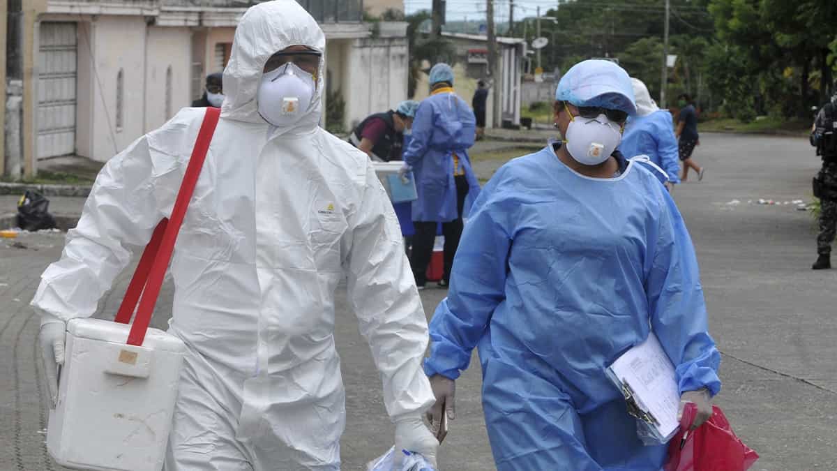 ¿Fin de la pandemia? solo si la vacuna es obligatoria
