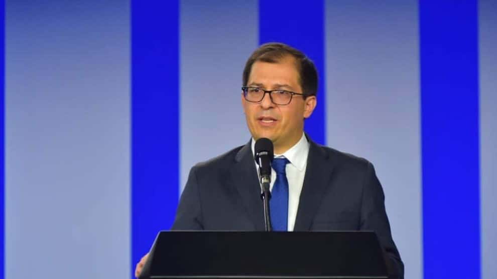 El Fiscal General Francisco Barbosa tiene covid-19