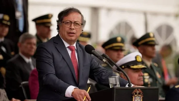 La Flip le pide al presidente Gustavo Petro respeto por la prensa sin que el mandatario responda