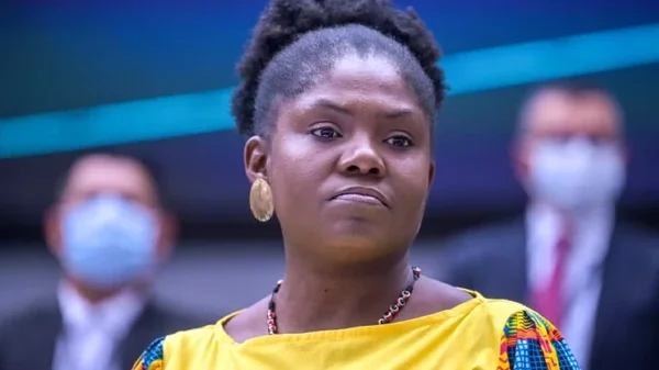 Francia Márquez denunció enfrentamientos en Cauca, durante encuentro con comunidad