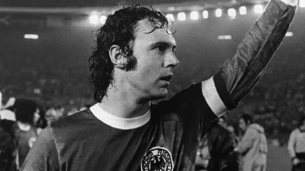 "Franz Beckenbauer admiraba mucho al jugador colombiano": Adolfo 'El Tren' Valencia "Franz Beckenbauer admiraba mucho al jugador colombiano": Adolfo 'El Tren' Valencia