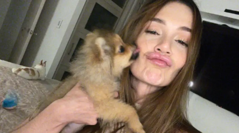 Lina Tejeiro reveló que su gato habría predicho la muerte de su perrita, Frida