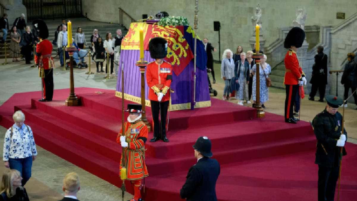 Rusia no fue invitado al funeral de Isabel ll