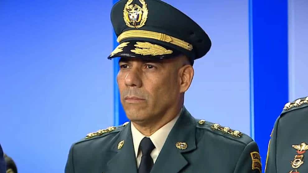Senado aprobó ascenso del comandante del Ejército Eduardo Zapateiro