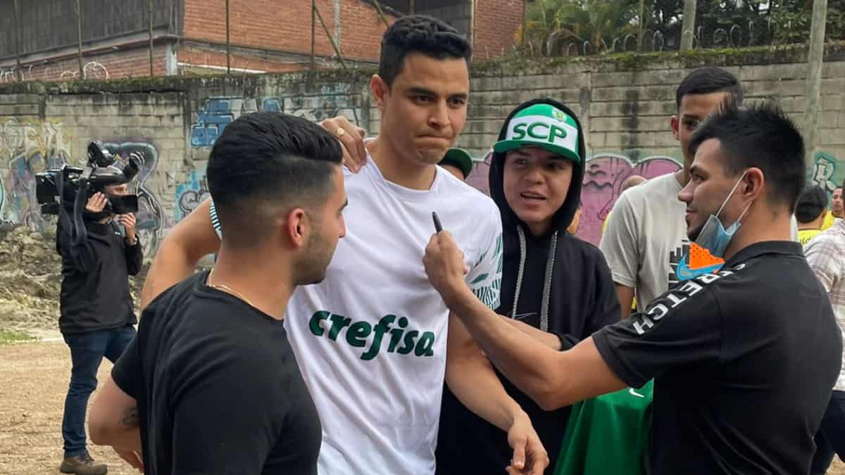 Giovanni Moreno fue la figura en un amistoso en Medellín