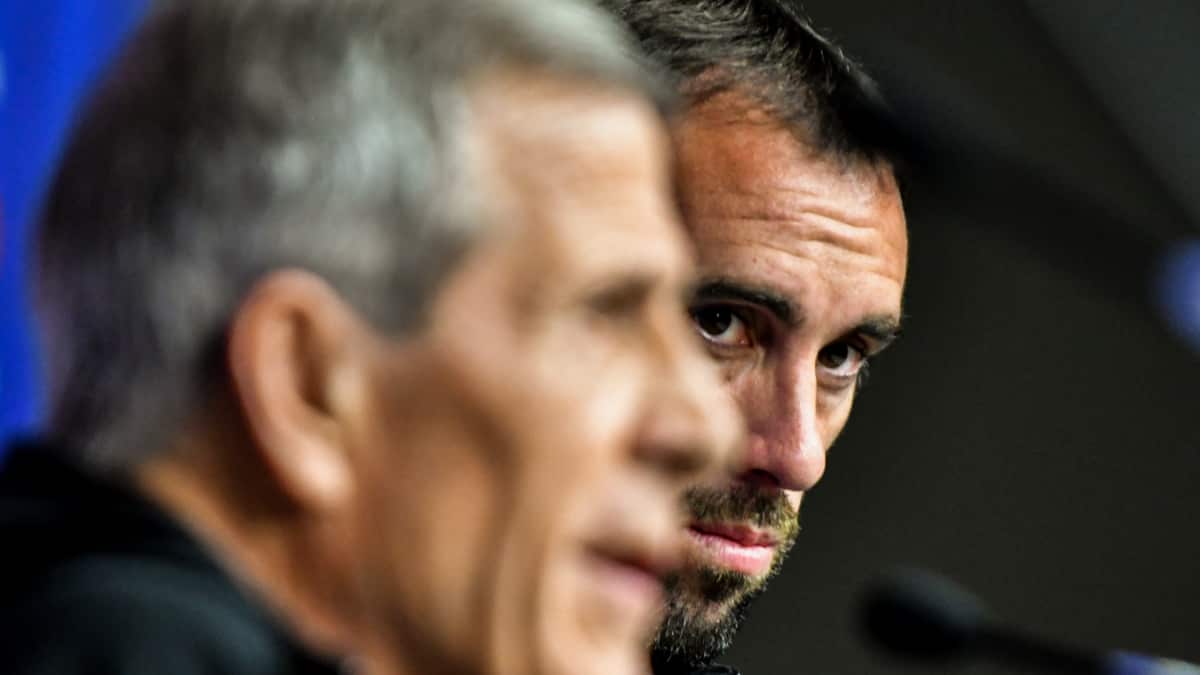 despedida de Diego Godín al 'Maestro' Tabárez en Uruguay