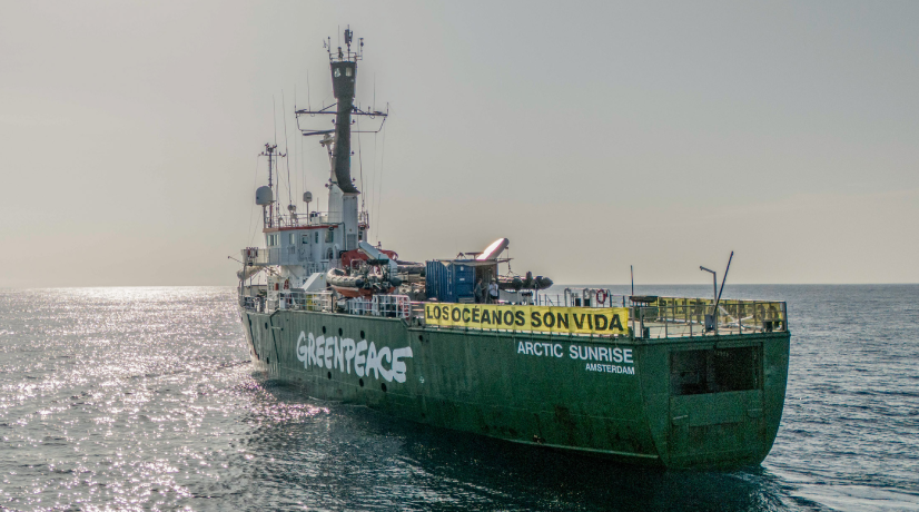 ¡Histórico! El barco de Greenpeace llega por primera vez a Colombia