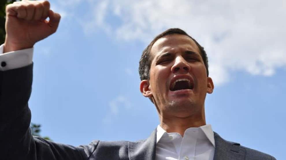 Guaidó anuncia creación de un centro de Gobierno encabezado por Leopoldo López