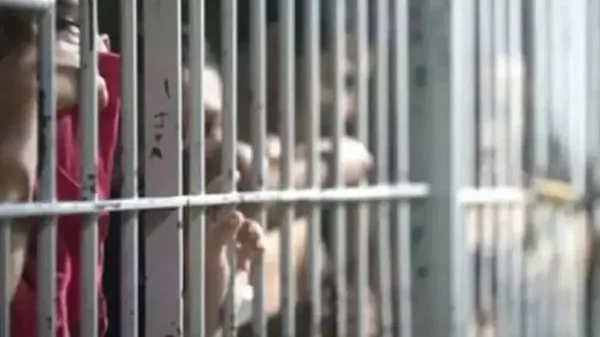 Alerta sanitaria por hacinamiento del 400% en estaciones de Policía de Barranquilla