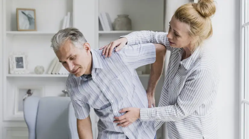Hernia discal: estos son los signos de alerta y los tratamientos para evitar el dolor