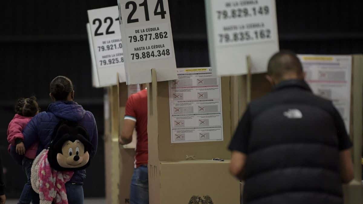 Hombre denuncia que fue a votar a Corferias y ya habían votado por él