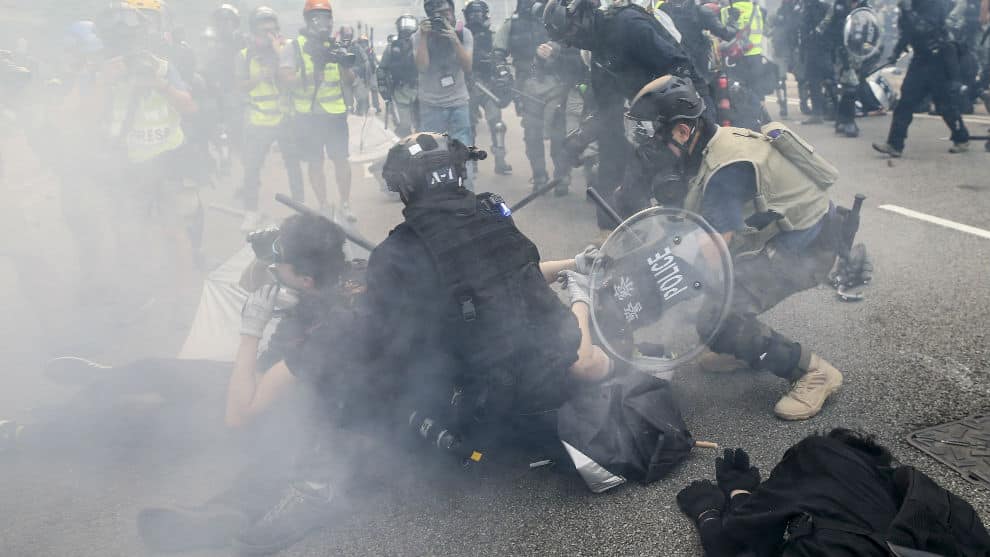 El próximo martes, Día Nacional de China, Hong Kong podrían registrar nuevos choques entre Policía y manifestantes radicales. Foto: EFE