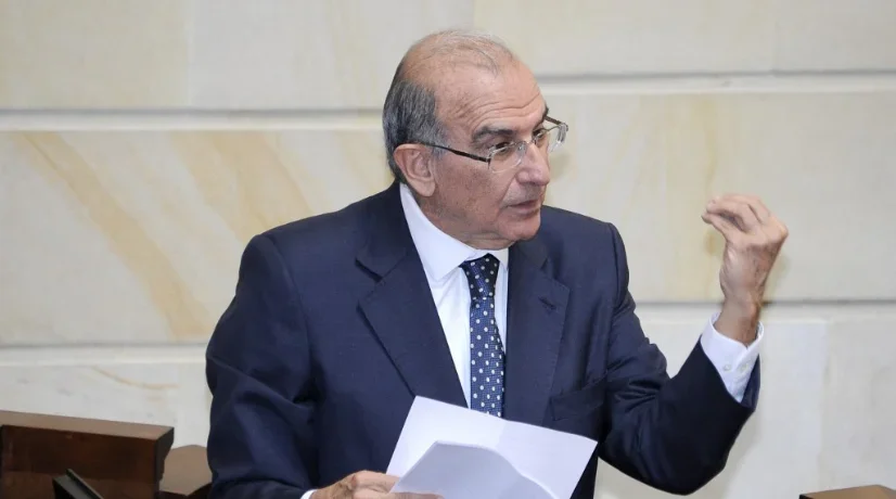 El senador Humberto de la Calle.