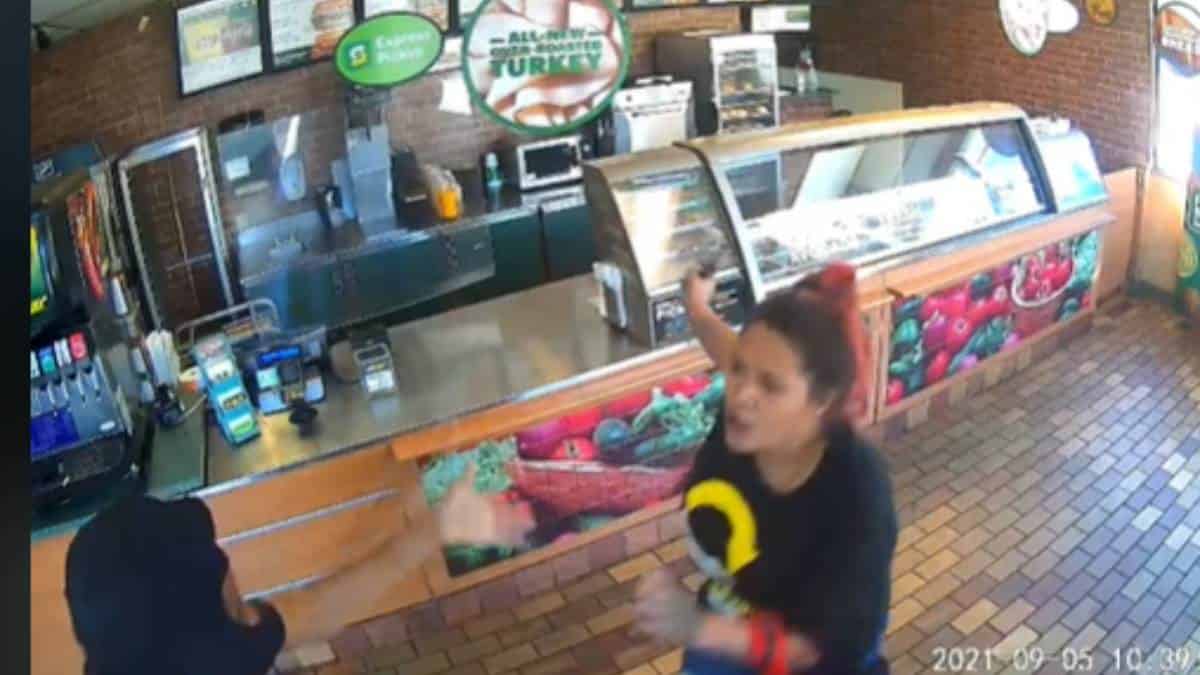 Araceli Sotelo fue suspendida después de evitar un robo