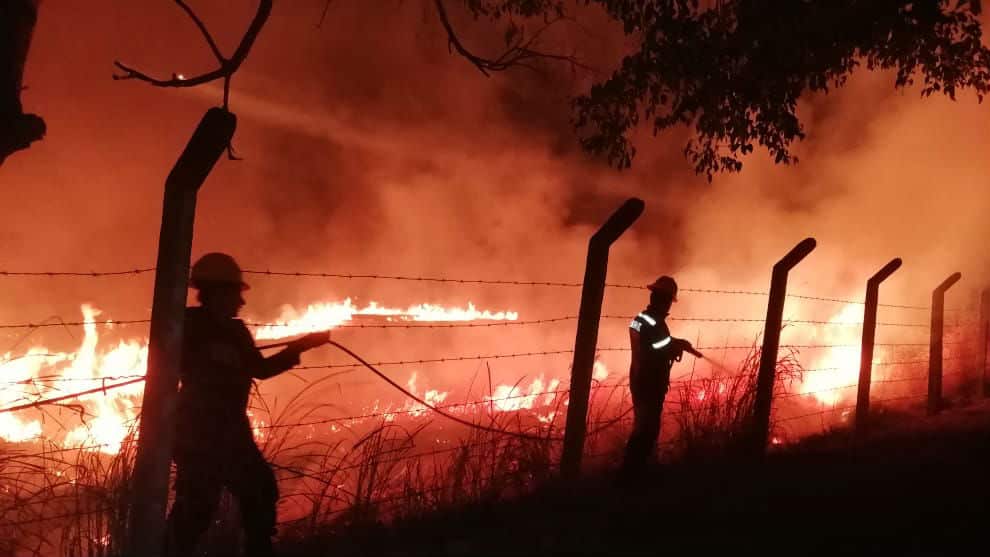 Informes preliminares indican que las llamas han afectado una vivienda. Foto: NoticiasRCN.com