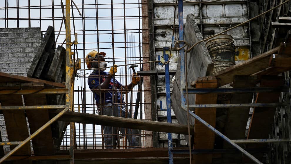 Producción industrial cayó 10% en agosto, según la ANDI