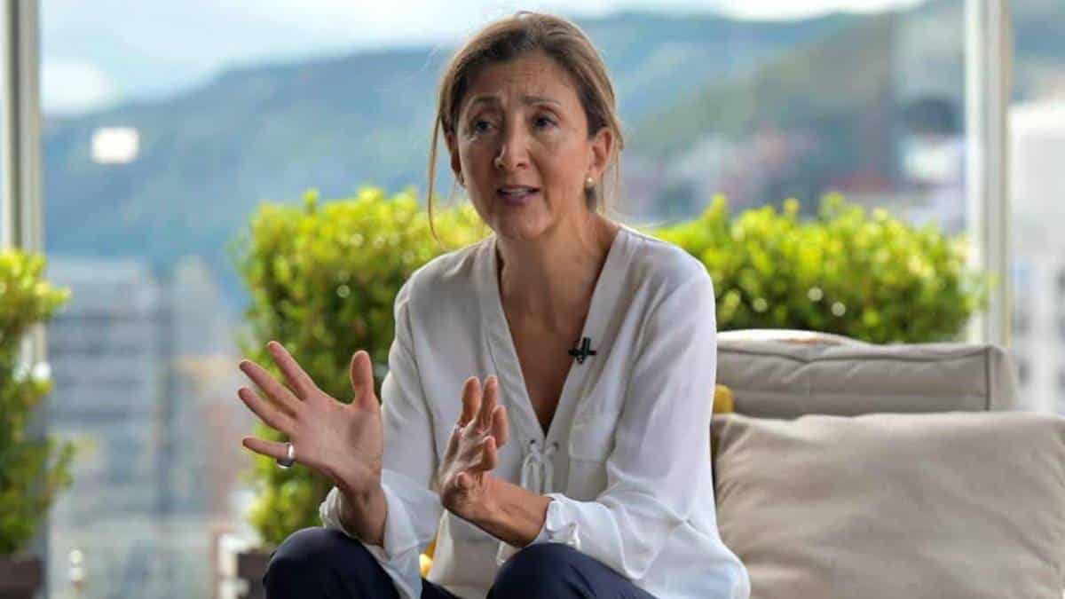 Ingrid Betancourt podría ser precandidata Presidencial por el centro