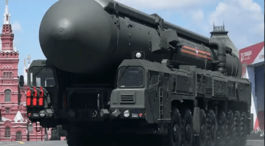 Avangard, armamento ruso