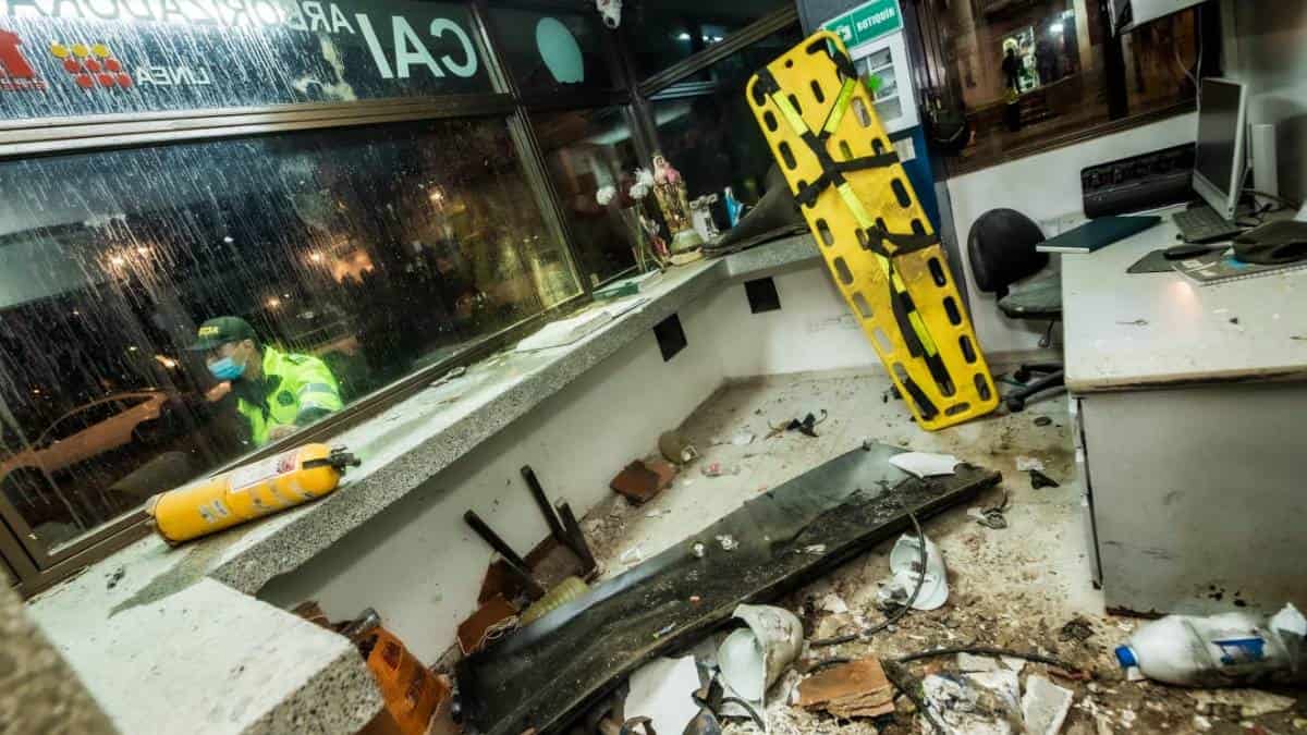 Explosión en CAI de Arborizadora Alta de Bogotá