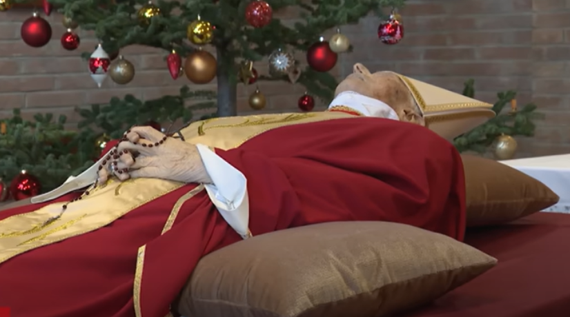 Cuerpo del papa Benedicto XVI - Foto: captura de video