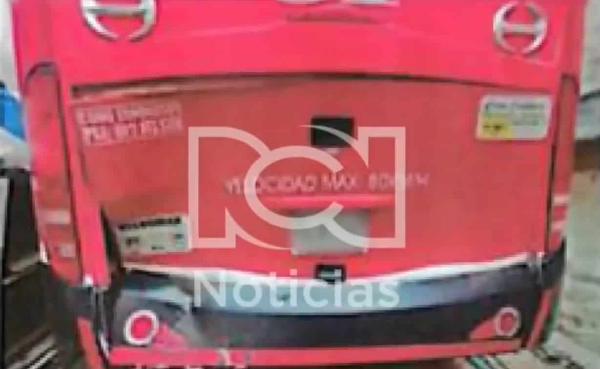 Bus con el que se accidentó Egan Bernal - Foto: Noticias RCN