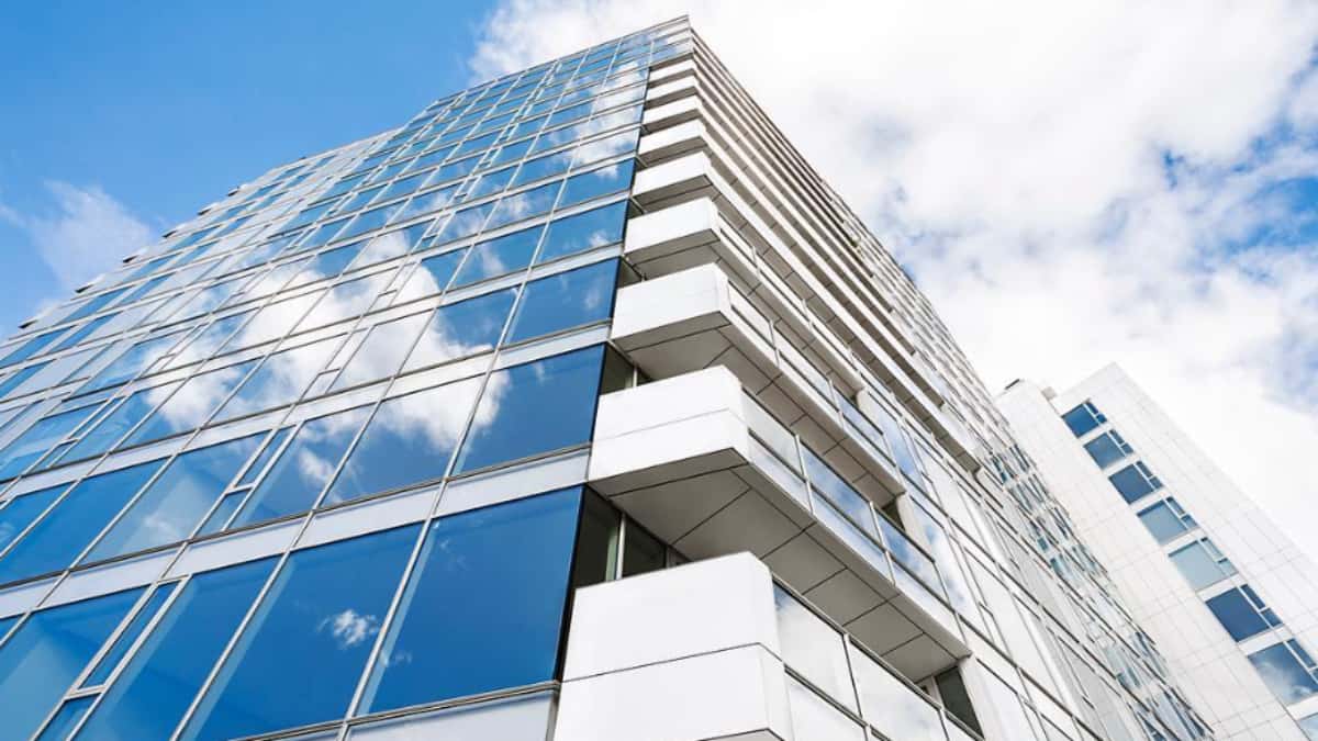 Fachada del edificio en donde vive Rodolfo Hernández 